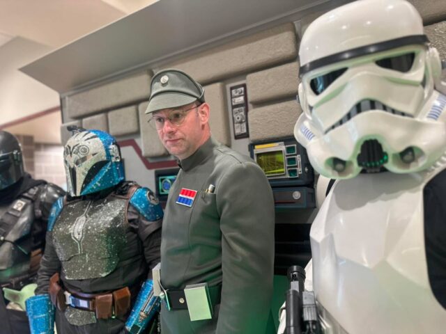 Are you ready for day 3 of Sci-Fi Valley Con?! We are!!!! 

Stop by and see us on the lower level!

#mandalorianmercs #mandalorianmercs #RebelLegion #BadGirlsDoingGreat #bountyhuntersguild #MTFBWY #official501st #official501st #bokatankryze #starwarsfan #501st #501stlegion #BadGuysDoingGood #starwars