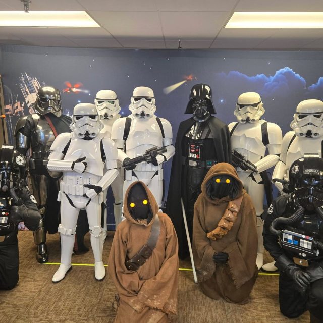 It got Bigger and Weirder on July 8th in Erie!

 #StarkillerGarrison #starwars #BadGuysDoingGood #BadGirlsDoingGreat #MTFBWY #trooping #starwarsfans @alfredyankovic @ohiogarrison