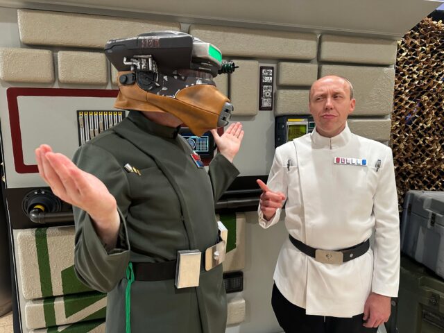 What do you call a potato that has turned to the dark side?

Darth Tater

Happy international joke day!

 #internationaljokeday  #StarkillerGarrison #volunteersmakeadifference #starwarsfan #starwars #jokes #starwarsjokes
