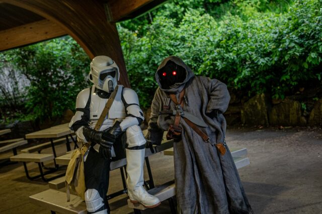 I don't think Mando is the only one looking for some new upgrades. Did you know Jawa's are always great to have on hand! 

Make sure your ready to trade your most shinest credits!

🛠️ Interested in building a Scout Trooper or Jawa? Send us a message, or
visit: starkillergarrison.com/join/
— we’d love to help you get started!

#StarkillerGarrison #501stLegion #StarWarsFans #CosplayCrew #JoinUs #badguysdoinggood #StarWars #pittsburgh  #BadGirlsDoingGreat #MTFBWY #official501st #volunteersmakeadifference