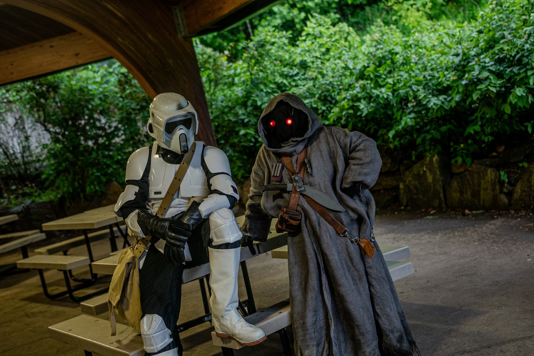 I don't think Mando is the only one looking for some new upgrades. Did you know Jawa's are always great to have on hand! 

Make sure your ready to trade your most shinest credits!

🛠️ Interested in building a Scout Trooper or Jawa? Send us a message, or
visit: starkillergarrison.com/join/
— we’d love to help you get started!

#StarkillerGarrison #501stLegion #StarWarsFans #CosplayCrew #JoinUs #badguysdoinggood #StarWars #pittsburgh  #BadGirlsDoingGreat #MTFBWY #official501st #volunteersmakeadifference